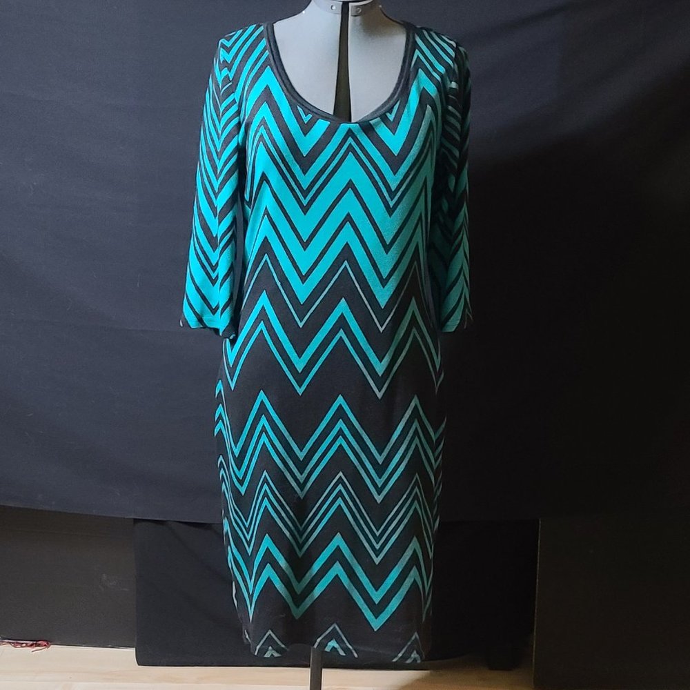 Green and Black Knee-Length Sweater Dress By Derek Heart Size XL